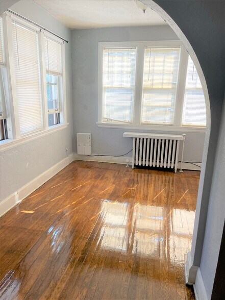 Building Photo - 6532 Wilkins Ave