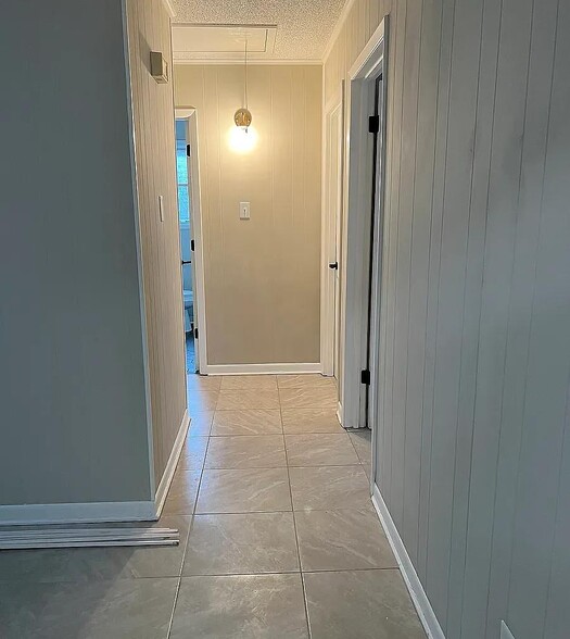 Building Photo - 4109 Parkway Dr