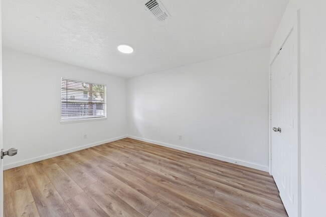 Building Photo - 2718 Quiver Ln