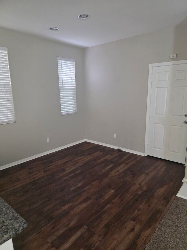 Building Photo - Beautiful Harveston Home with 4 Bedrooms plus Third Floor Loft