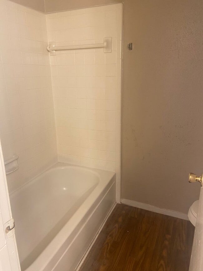 Building Photo - 6200 W Tidwell Rd