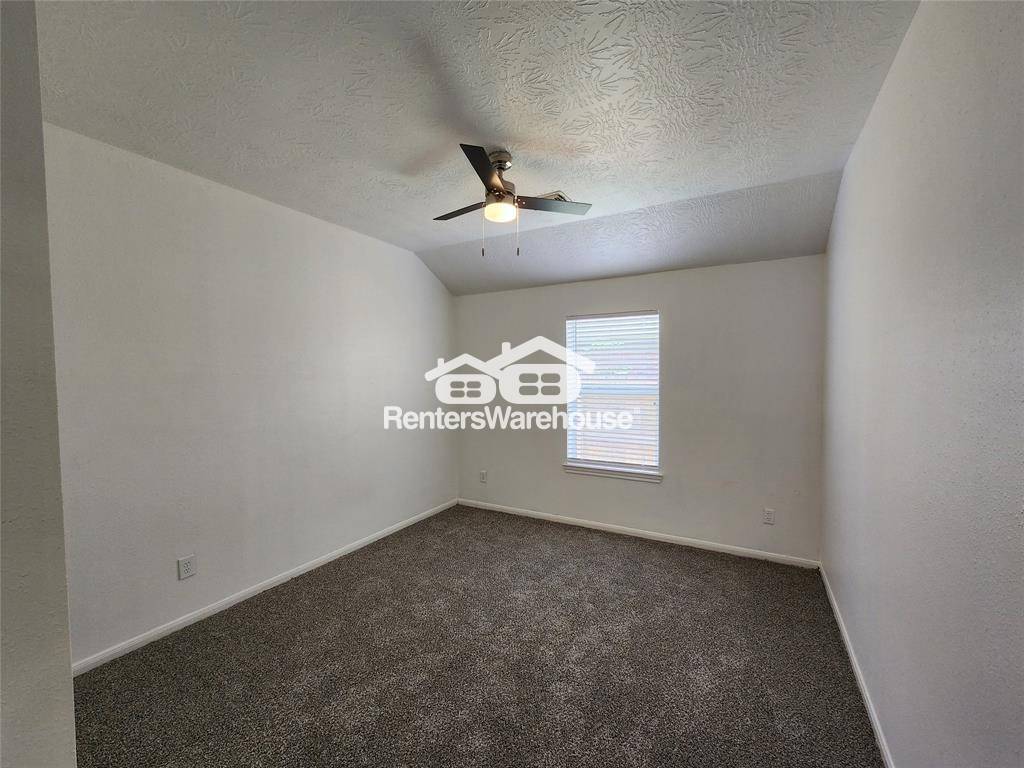 Building Photo - 2810 Autumn Springs Ln