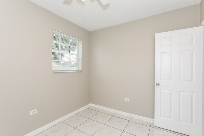 Building Photo - 7311 Miramar Pkwy