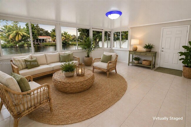 Building Photo - 5051 SW 93rd Ave