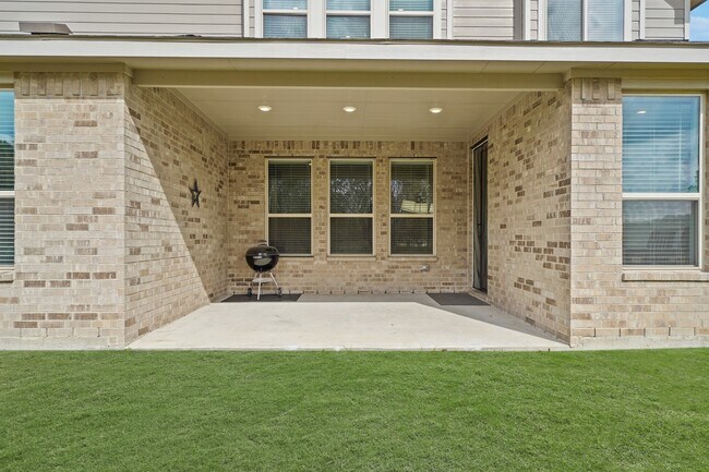 Building Photo - 9405 Vis Fls Trce