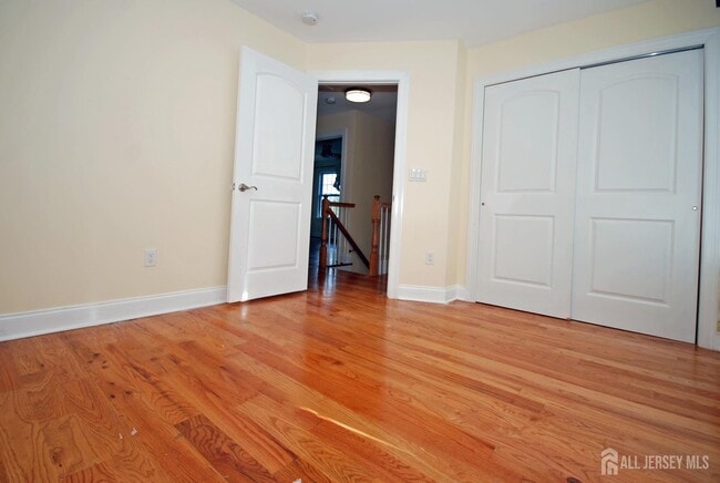 Building Photo - 32 Cinder Rd