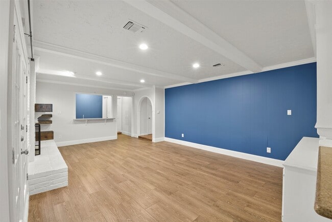 Building Photo - 3838 Glenheather Dr