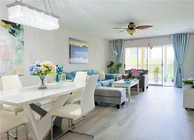 Building Photo - 340 Horse Creek Dr