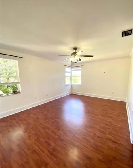 Building Photo - 599 NW 87th Ter