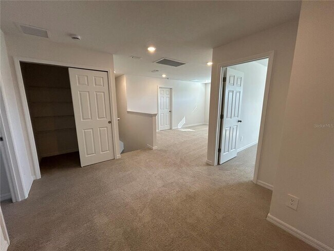 Building Photo - 5140 Springrise Dr