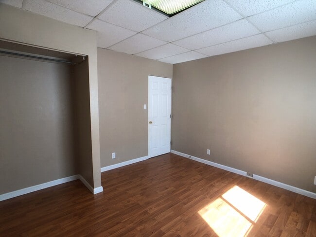 Building Photo - 441 Hazelton St