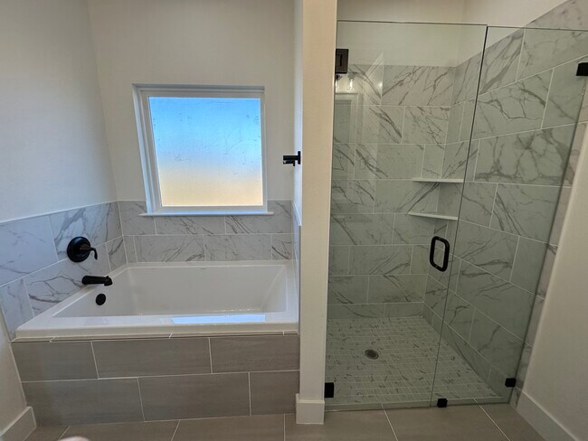 Building Photo - 116 McBryde Ln