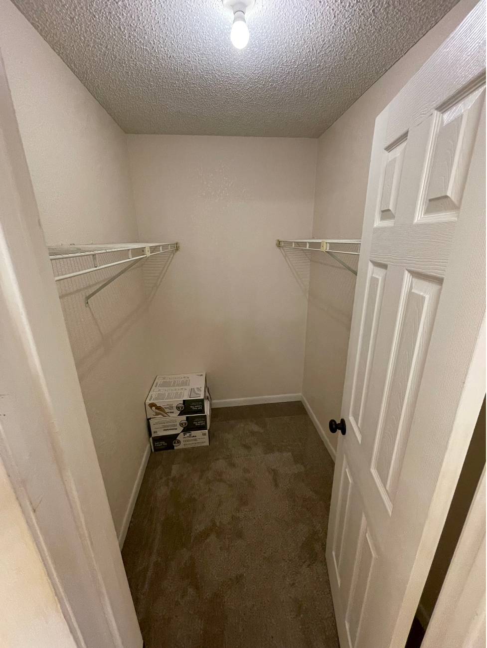 Building Photo - 2205 Knights Rd