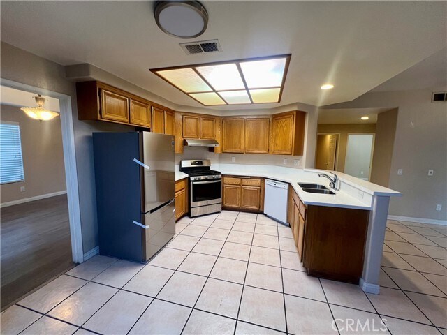 Building Photo - 2909 Dorchester Cir