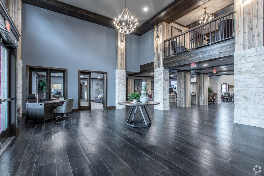 Main Lobby - Alders Magnolia 55+ Active Adult Apartments