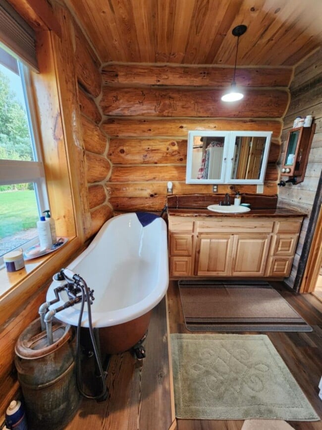 Building Photo - 61468 Blackhawk Trail Ln