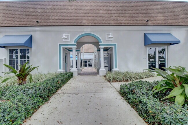 Building Photo - 637 Monaco Ct