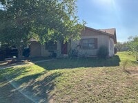 Building Photo - 1906 Sunnyside Rd