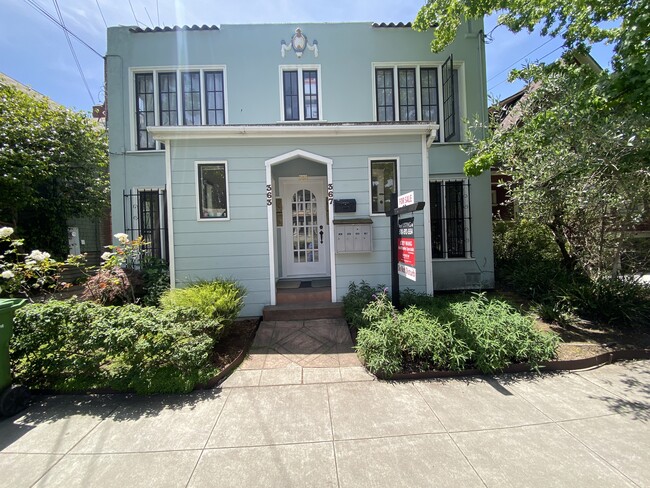 Building Photo - 367 Alcatraz Ave