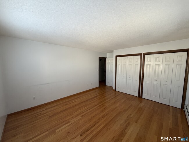 Building Photo - 58 Charles St