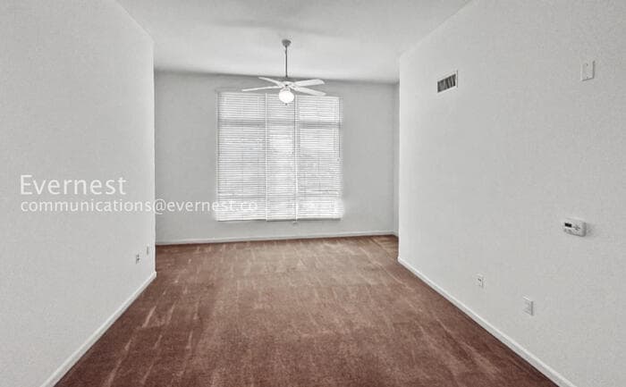 Building Photo - 1101 S Main St