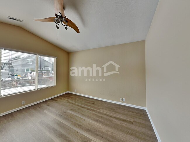 Building Photo - 1131 White Stone Way