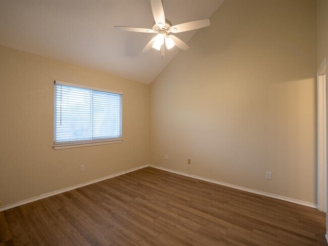Building Photo - 6307 Avery Island Ave