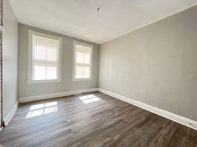 Building Photo - Baltimore Estate