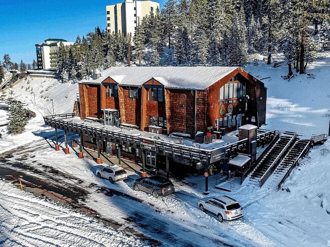Building Photo - 360 Galaxy Ln