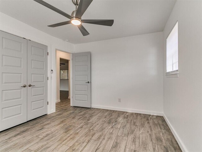 Building Photo - 2808 SW 88th St