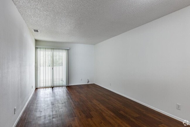 Building Photo - 5211 SW 21st Pl