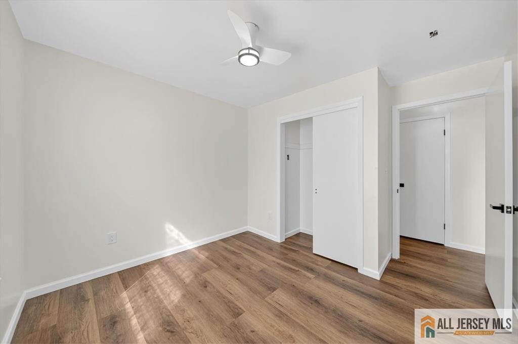 Building Photo - 19 Harris St