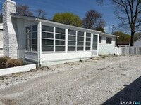 Building Photo - 832 Milford Point Rd