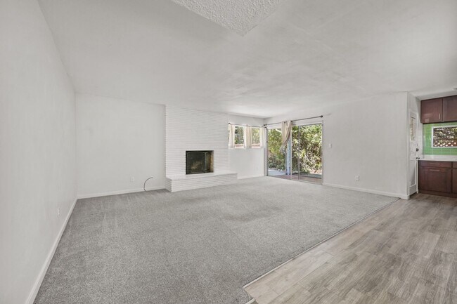 Building Photo - 5318-5320 Brockbank Place
