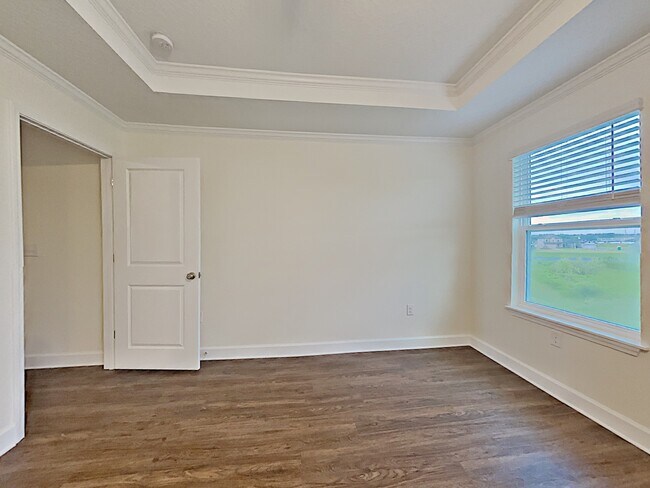 Building Photo - 1016 Walden Pond Drive