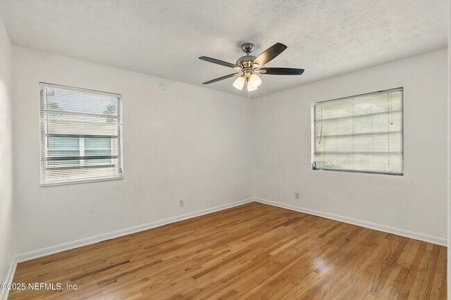 Building Photo - 3144 Belden St