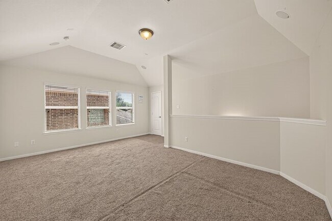 Building Photo - 26414 Forest Pine Ln