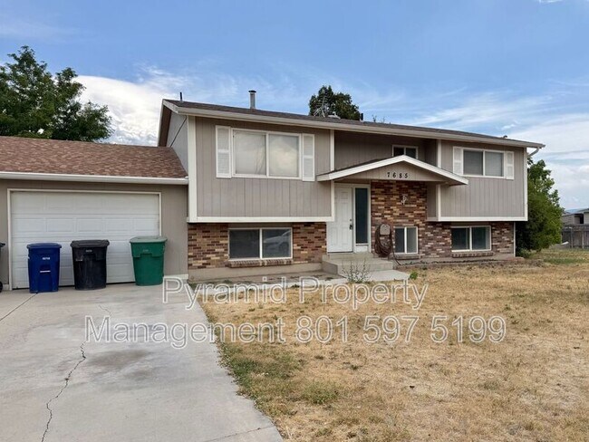 Building Photo - 7685 S 2550 W