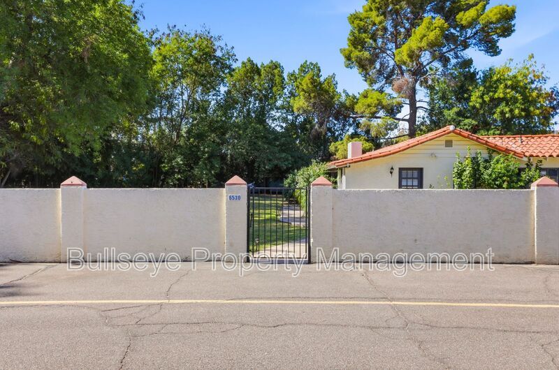 Building Photo - 6530 N Central Ave