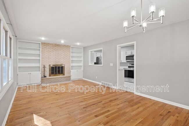 Building Photo - 1222 S 118th St