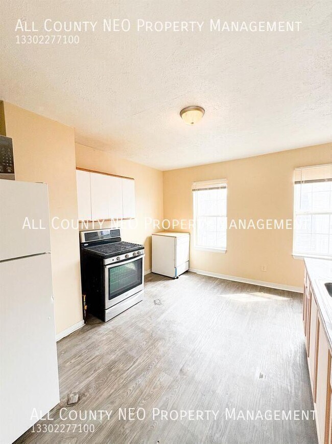 Building Photo - 4116 Denison Ave