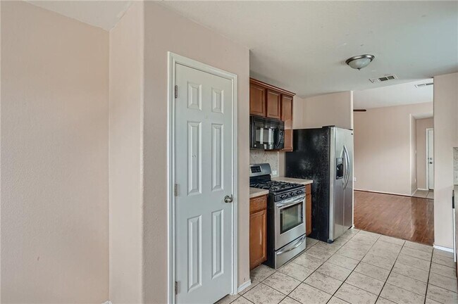 Building Photo - 160 Wildfire Cove
