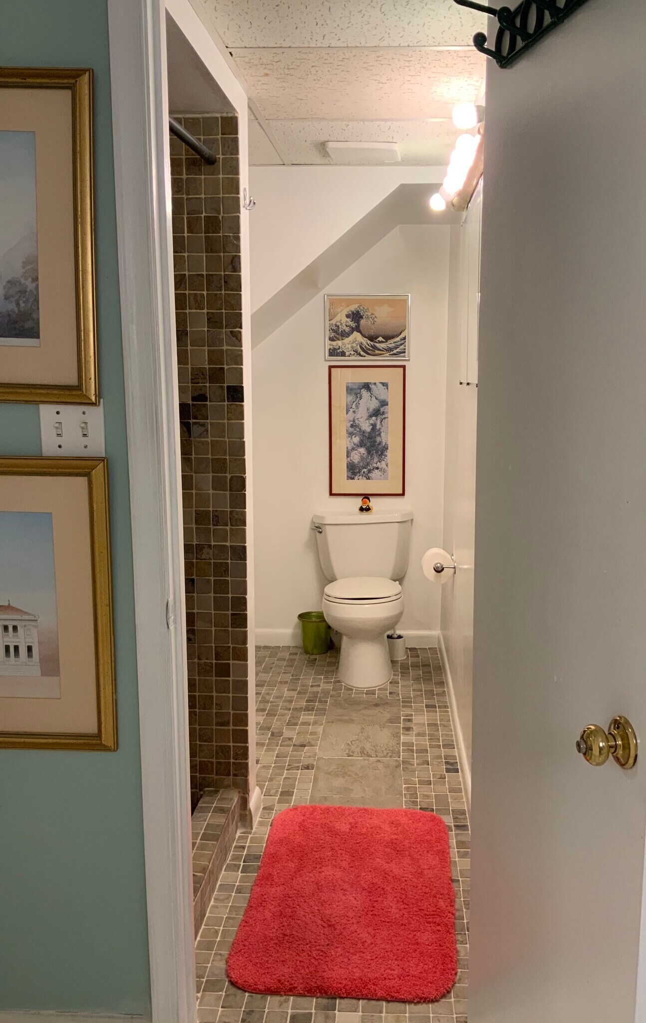 Bathroom - 3801 Calvert St NW