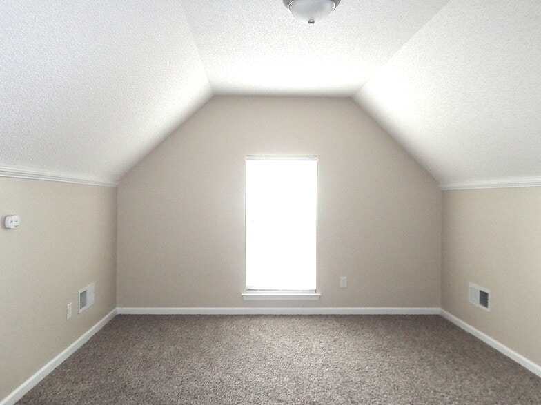 Building Photo - 14036 McGloughlin Way Ct