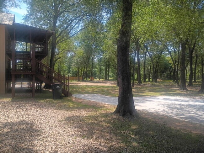 Building Photo - This one has it ALL! Rare with privacy and views! Large shed and truck/boat storage!