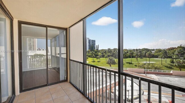 Building Photo - 20335 W Country Club Dr