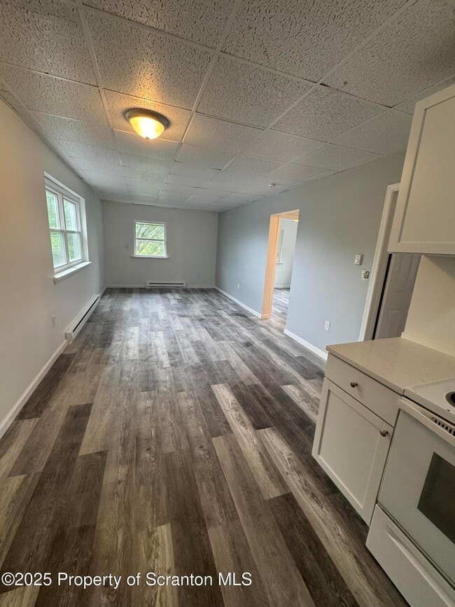 Building Photo - 100 N Van Buren Ave