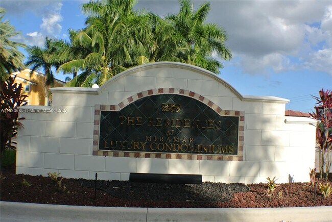 Building Photo - 2792 Center Court Dr