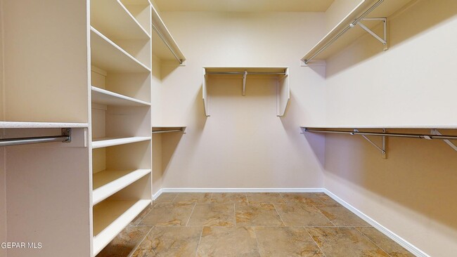 Building Photo - 13397 Plumpton Rd