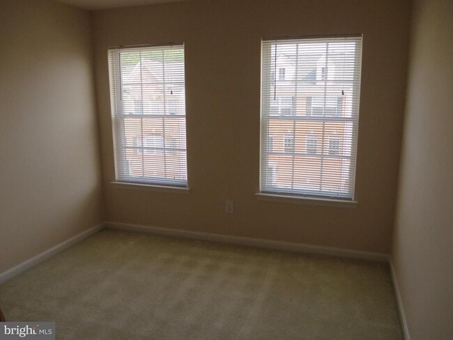 Building Photo - 1503 Shields Terrace NE